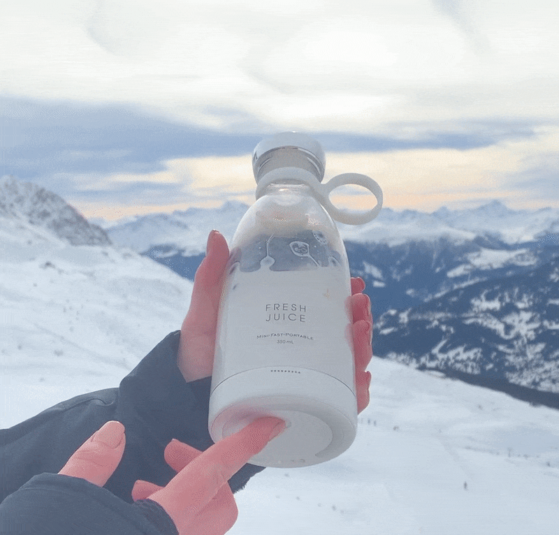 “Portable Juicer Bottle 350ml | USB Rechargeable Personal Blender UAE – BPA Free & Travel Friendly”